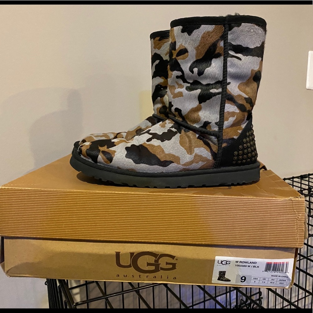 ⚫️Camo Ugg’s ⚫️